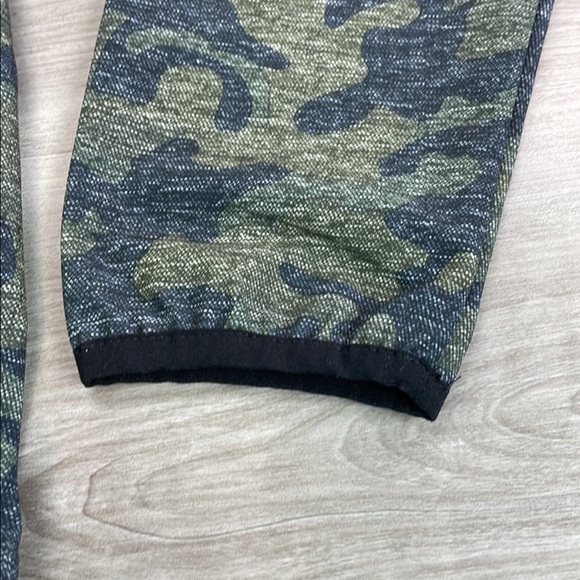 RIP CURL - ELITE ANTI SERIES JACKET - Picture 11 of 13